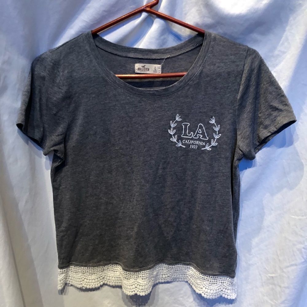 Hollister fancy T shirt Gray/Cream with lace on bottom Large